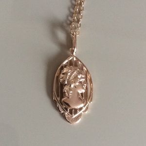 14k woman head charm necklace